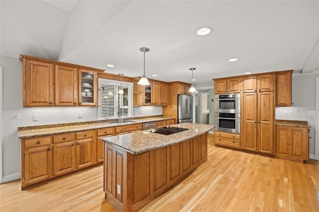 95 Little Herring Pond Rd, Plymouth, MA 02360