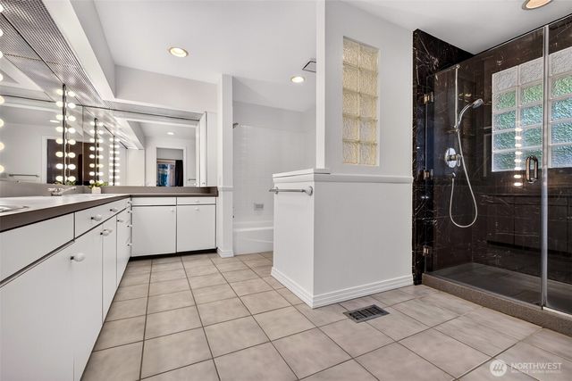 16224 195th Place NE, Woodinville, WA 98077