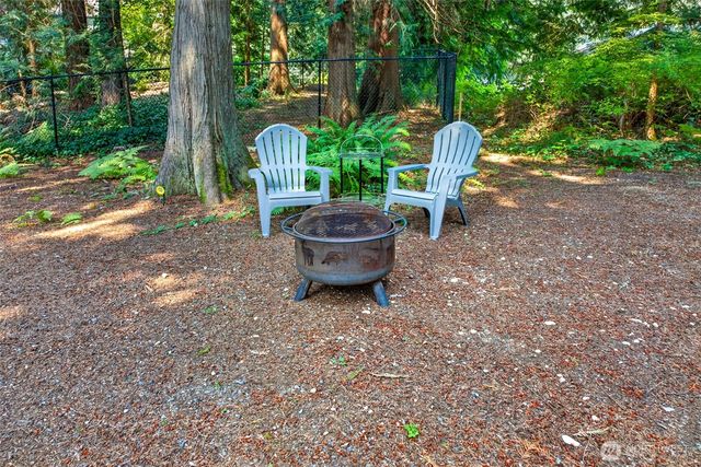16224 195th Place NE, Woodinville, WA 98077