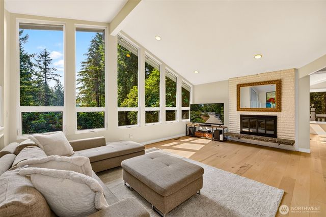 16224 195th Place NE, Woodinville, WA 98077