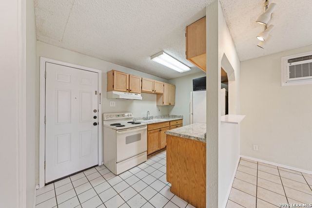 801 Rittiman Rd B, San Antonio, TX 78209