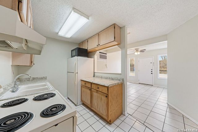 801 Rittiman Rd B, San Antonio, TX 78209