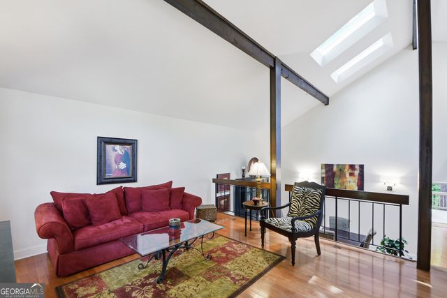 270 Lakeview Ridge W, Roswell, GA 30076