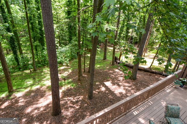 270 Lakeview Ridge W, Roswell, GA 30076