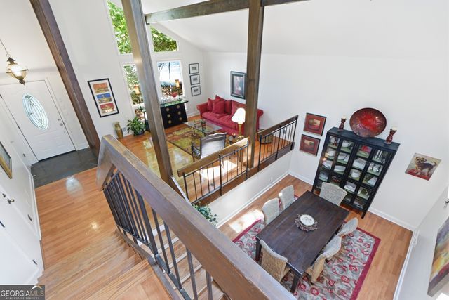 270 Lakeview Ridge W, Roswell, GA 30076