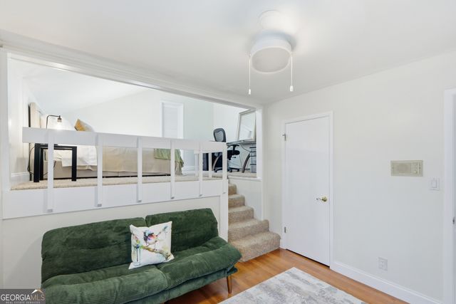 270 Lakeview Ridge W, Roswell, GA 30076