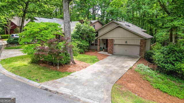 270 Lakeview Ridge W, Roswell, GA 30076