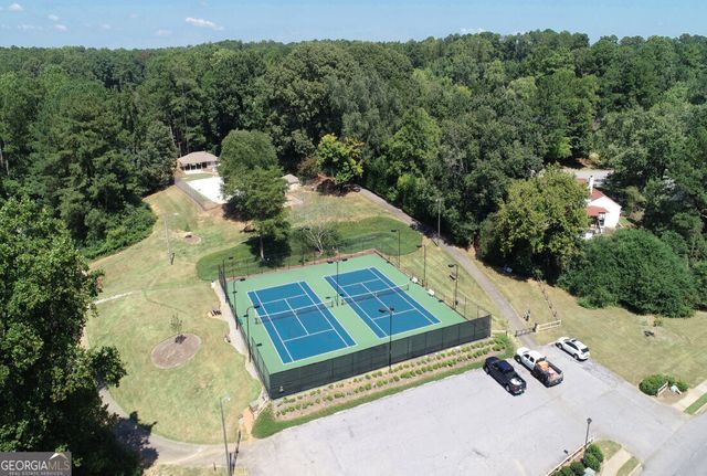 270 Lakeview Ridge W, Roswell, GA 30076