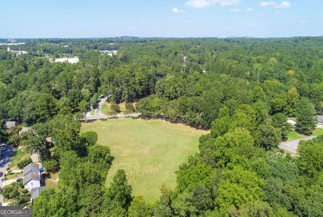 270 Lakeview Ridge W, Roswell, GA 30076