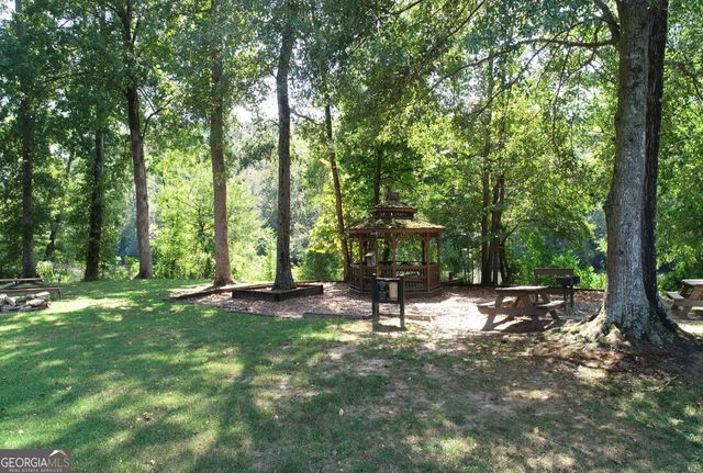270 Lakeview Ridge W, Roswell, GA 30076