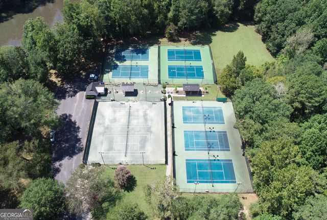 270 Lakeview Ridge W, Roswell, GA 30076