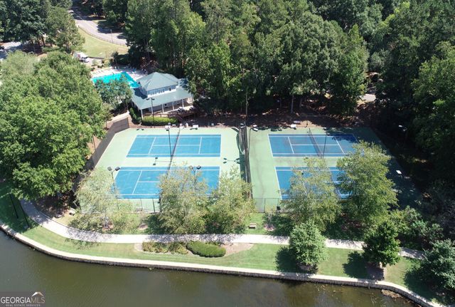 270 Lakeview Ridge W, Roswell, GA 30076