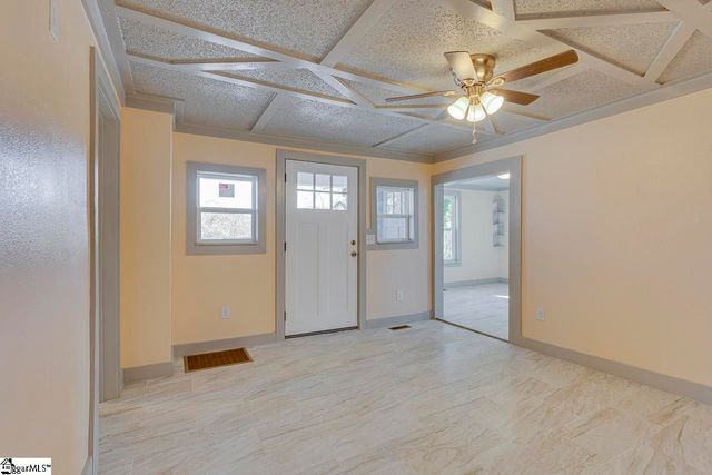 118 W D Avenue Extension, Easley, SC 29640