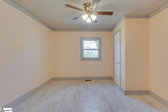 118 W D Avenue Extension, Easley, SC 29640
