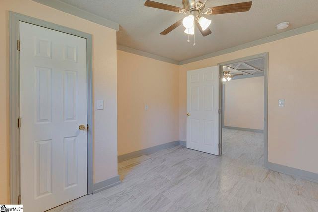 118 W D Avenue Extension, Easley, SC 29640