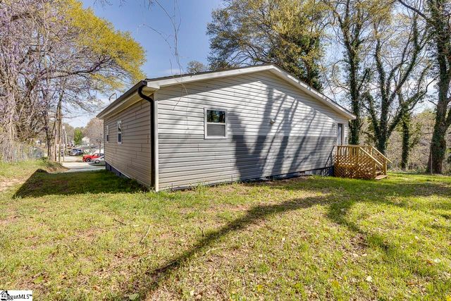 118 W D Avenue Extension, Easley, SC 29640