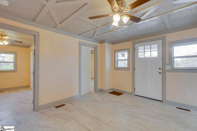 118 W D Avenue Extension, Easley, SC 29640