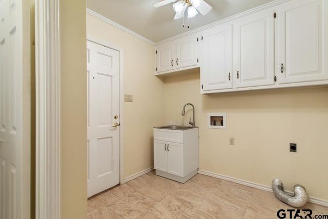 5701 Regents Row, Tyler, TX 75703