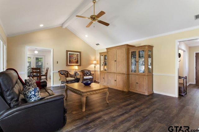 5701 Regents Row, Tyler, TX 75703