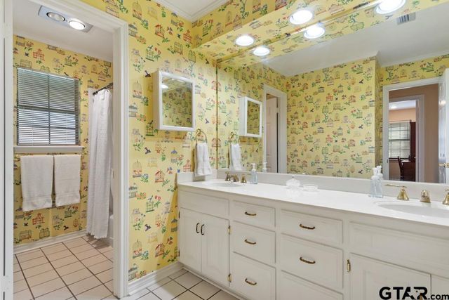 5701 Regents Row, Tyler, TX 75703