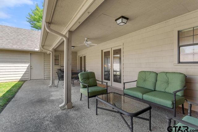 5701 Regents Row, Tyler, TX 75703