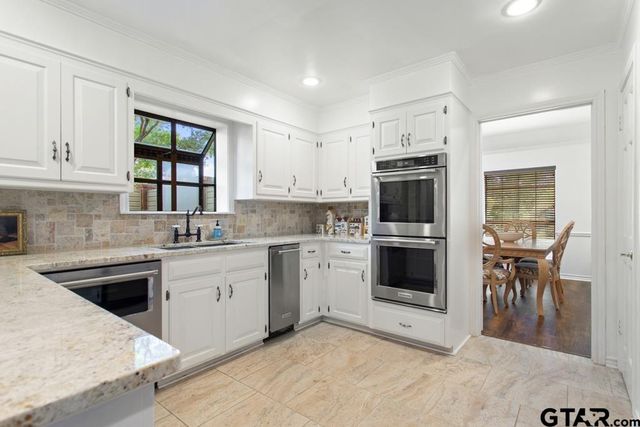 5701 Regents Row, Tyler, TX 75703