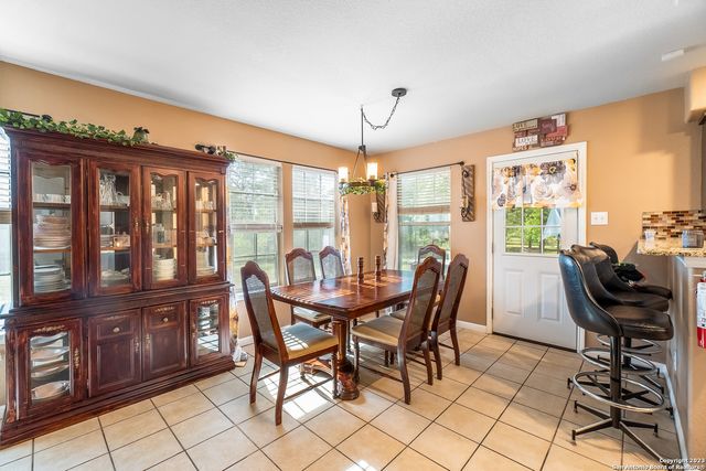 90 NINE PATCH DR, Poteet, TX 78065