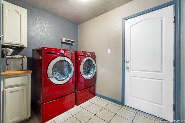90 NINE PATCH DR, Poteet, TX 78065