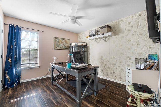 90 NINE PATCH DR, Poteet, TX 78065