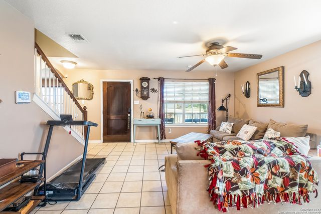 90 NINE PATCH DR, Poteet, TX 78065