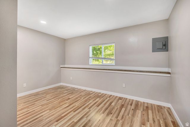 14 E 250 N, North Salt Lake, UT 84054