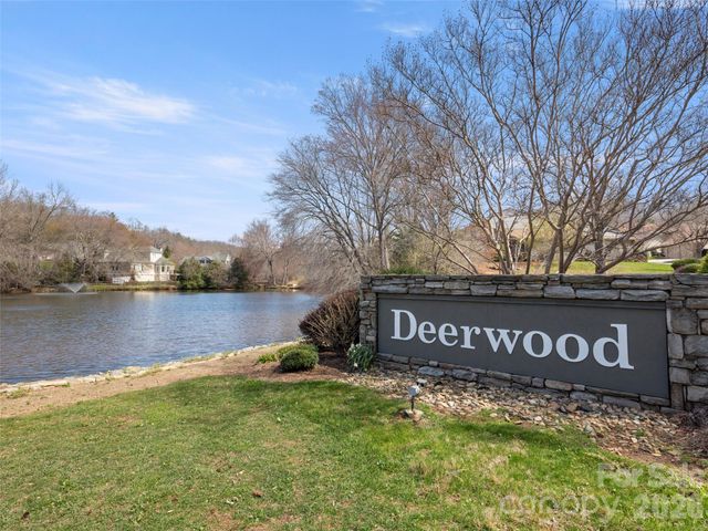 132 Cloverleaf Lane, Asheville, NC 28803