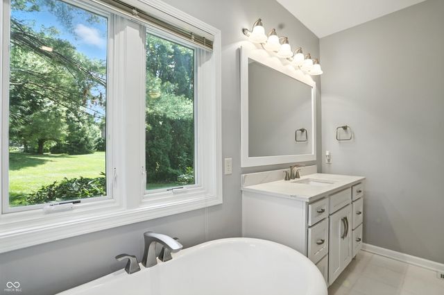 6183 Whitetail Run, Greenwood, IN 46143