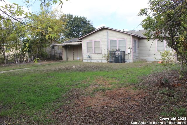 2630 W Huisache Ave, San Antonio, TX 78228