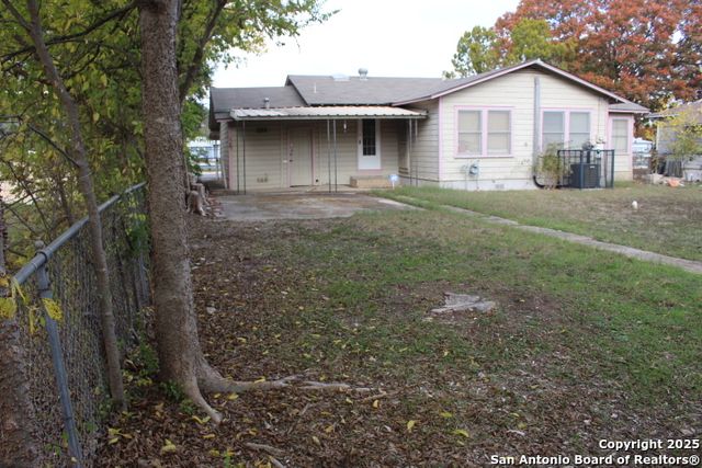 2630 W Huisache Ave, San Antonio, TX 78228