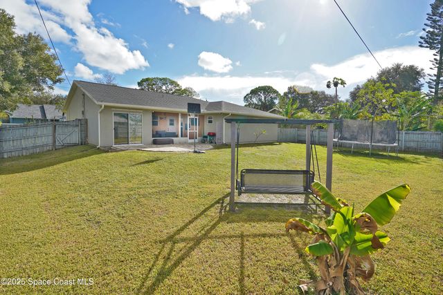 1516 Glendale Avenue NW, Palm Bay, FL 32907