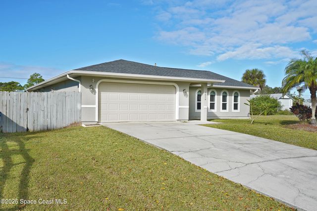 1516 Glendale Avenue NW, Palm Bay, FL 32907