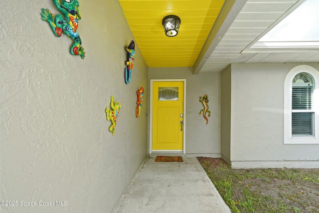 1516 Glendale Avenue NW, Palm Bay, FL 32907