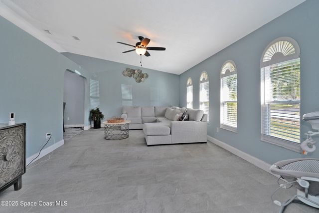 1516 Glendale Avenue NW, Palm Bay, FL 32907