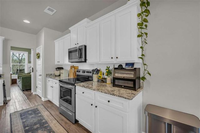 1729 Flagstone Lane, Conyers, GA 30012