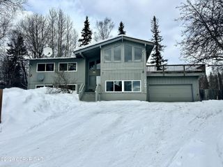 8040 Opal Circle, Anchorage, AK 99502