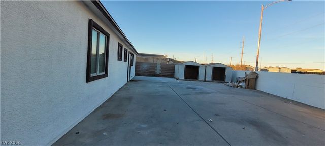 2740 Vita Drive, North Las Vegas, NV 89030