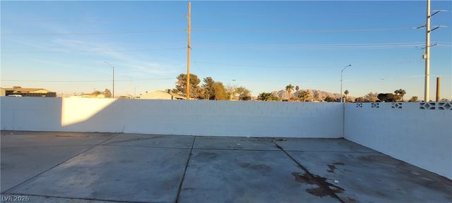 2740 Vita Drive, North Las Vegas, NV 89030