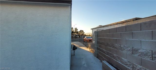 2740 Vita Drive, North Las Vegas, NV 89030