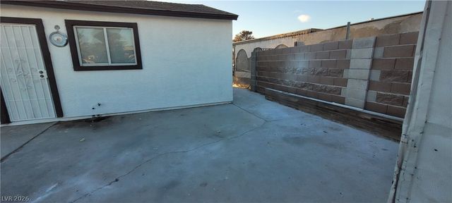 2740 Vita Drive, North Las Vegas, NV 89030