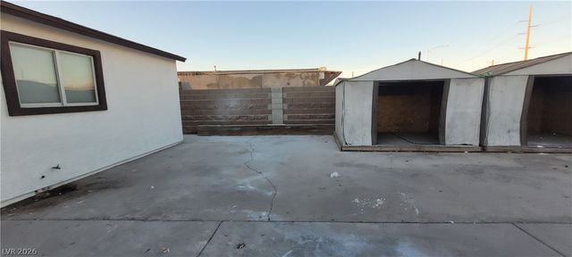 2740 Vita Drive, North Las Vegas, NV 89030