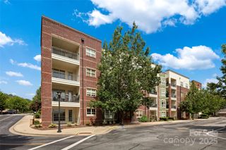 5 Farleigh Street 208, Asheville, NC 28803