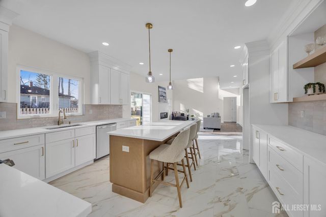 265 W Prescott N Avenue, Edison, NJ 08820