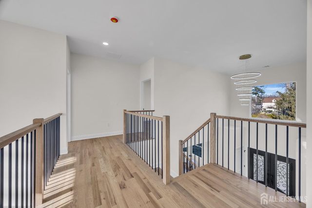 265 W Prescott N Avenue, Edison, NJ 08820