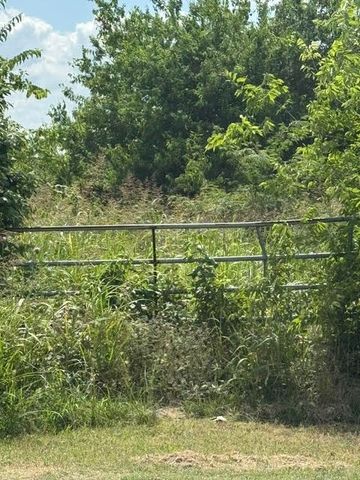 000 County Road 4219, Decatur, TX 76234
